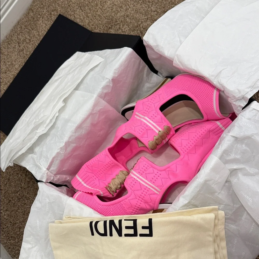 Fendi Pink Mesh Sock Heels – Size 37 – Worn Once